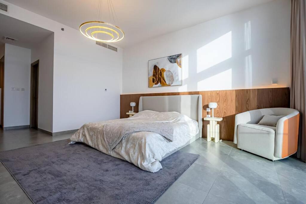Top-notch 3br In Stella Maris Tower In Marina Apartment
